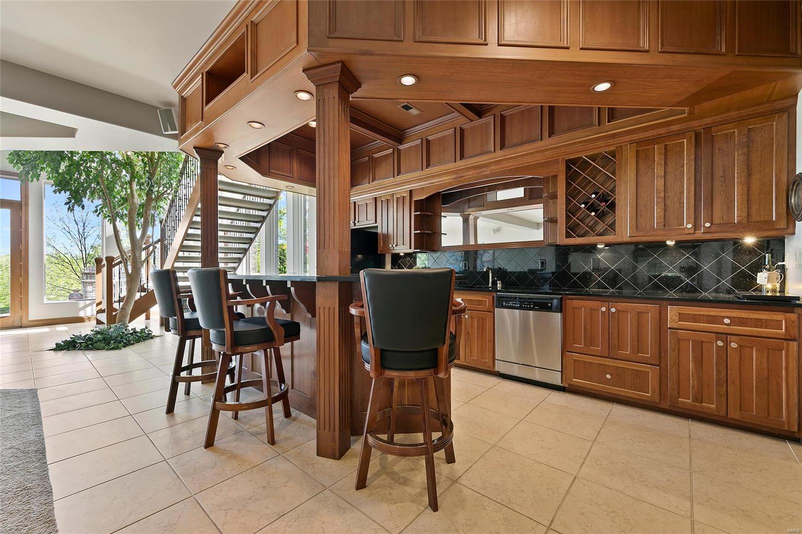 Summit Estate - Residential