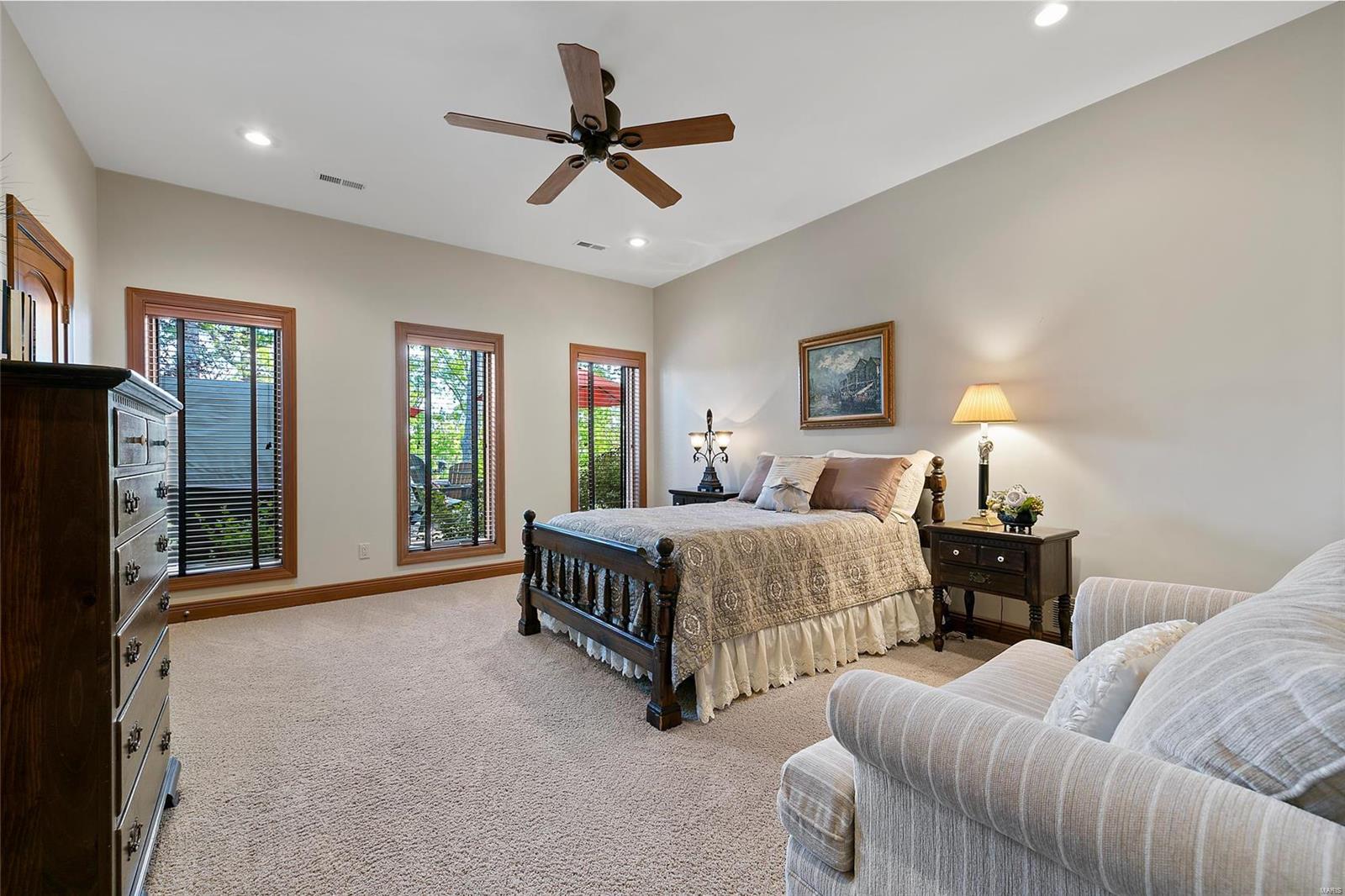 Summit Estate - Residential