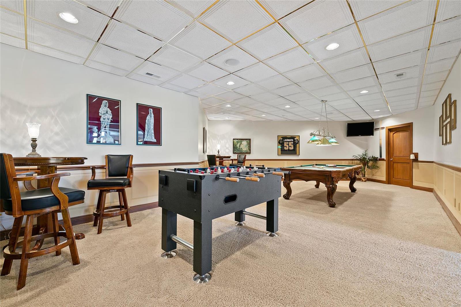 Summit Estate - Residential