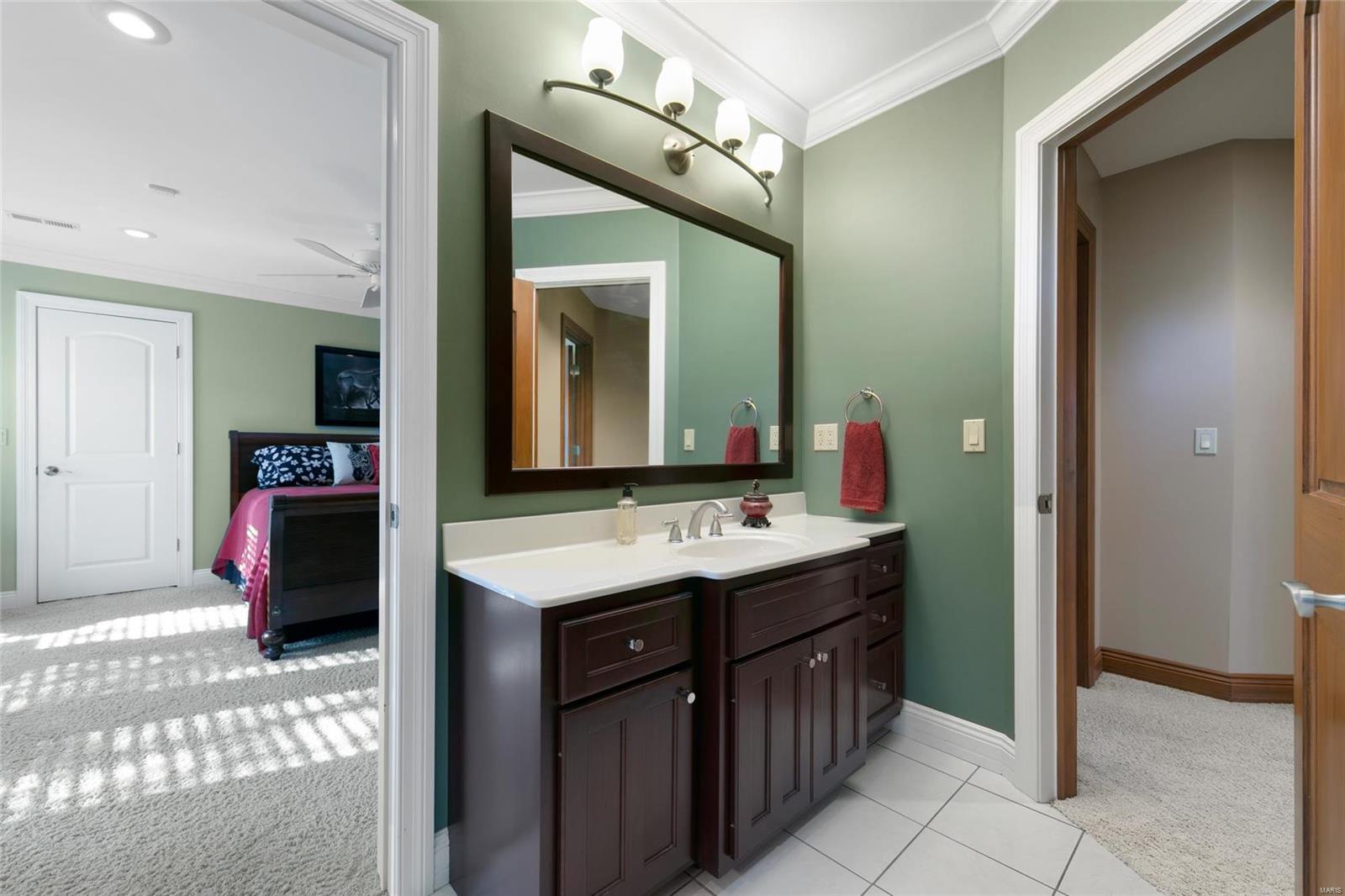 Summit Estate - Residential