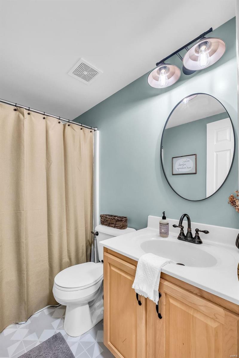 Imperial, Missouri 63052, United States, 4 Bedrooms Bedrooms, ,3 BathroomsBathrooms,Residential,Pending,35252