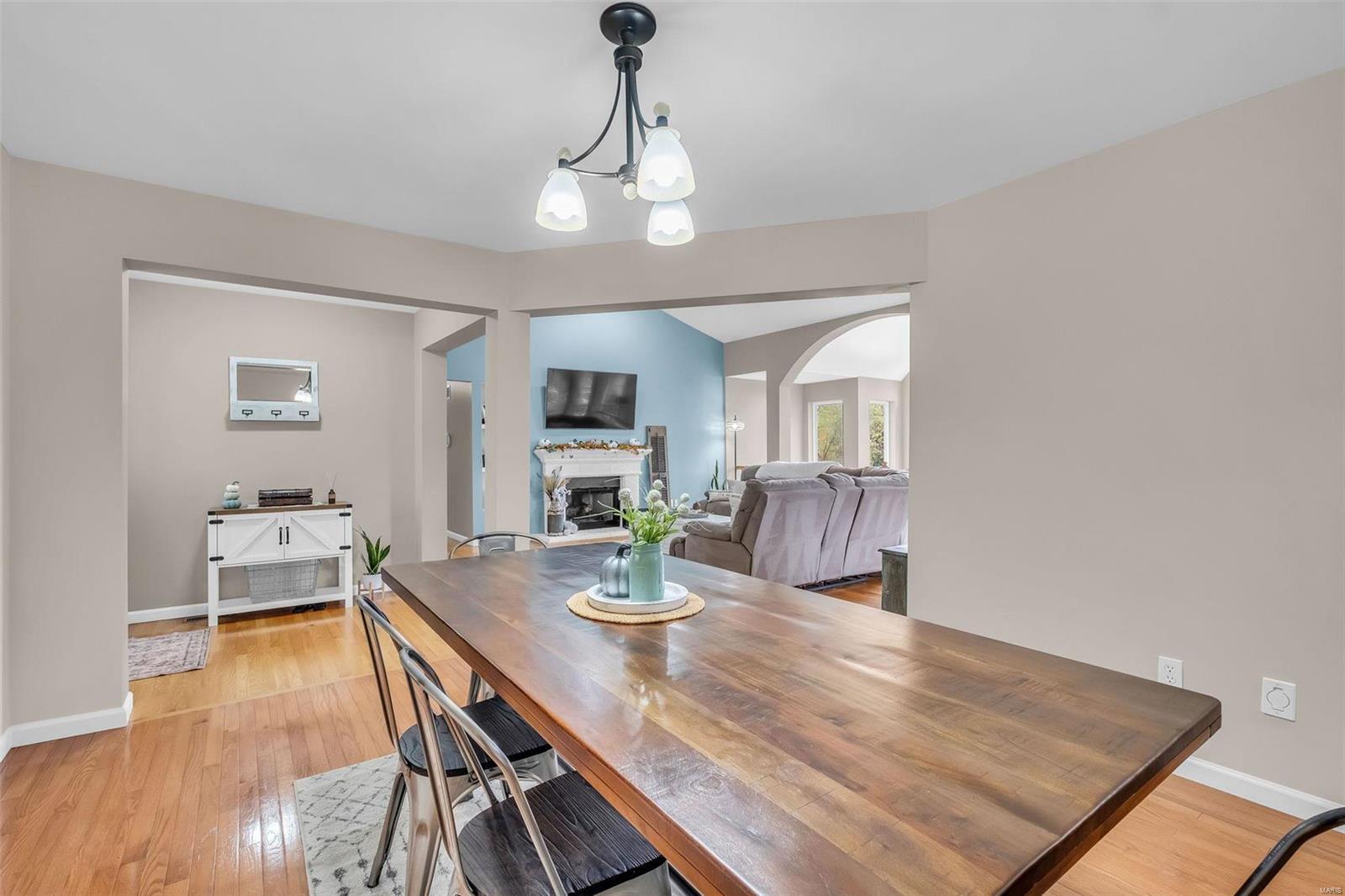 Imperial, Missouri 63052, United States, 4 Bedrooms Bedrooms, ,3 BathroomsBathrooms,Residential,Pending,35252