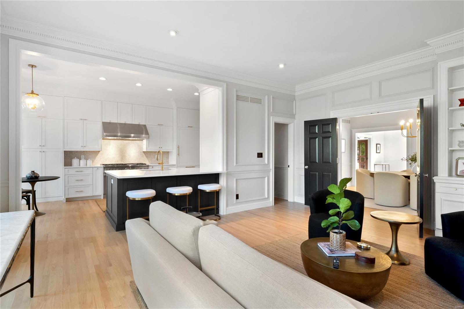 Commons Condo Ph Ii The - Residential