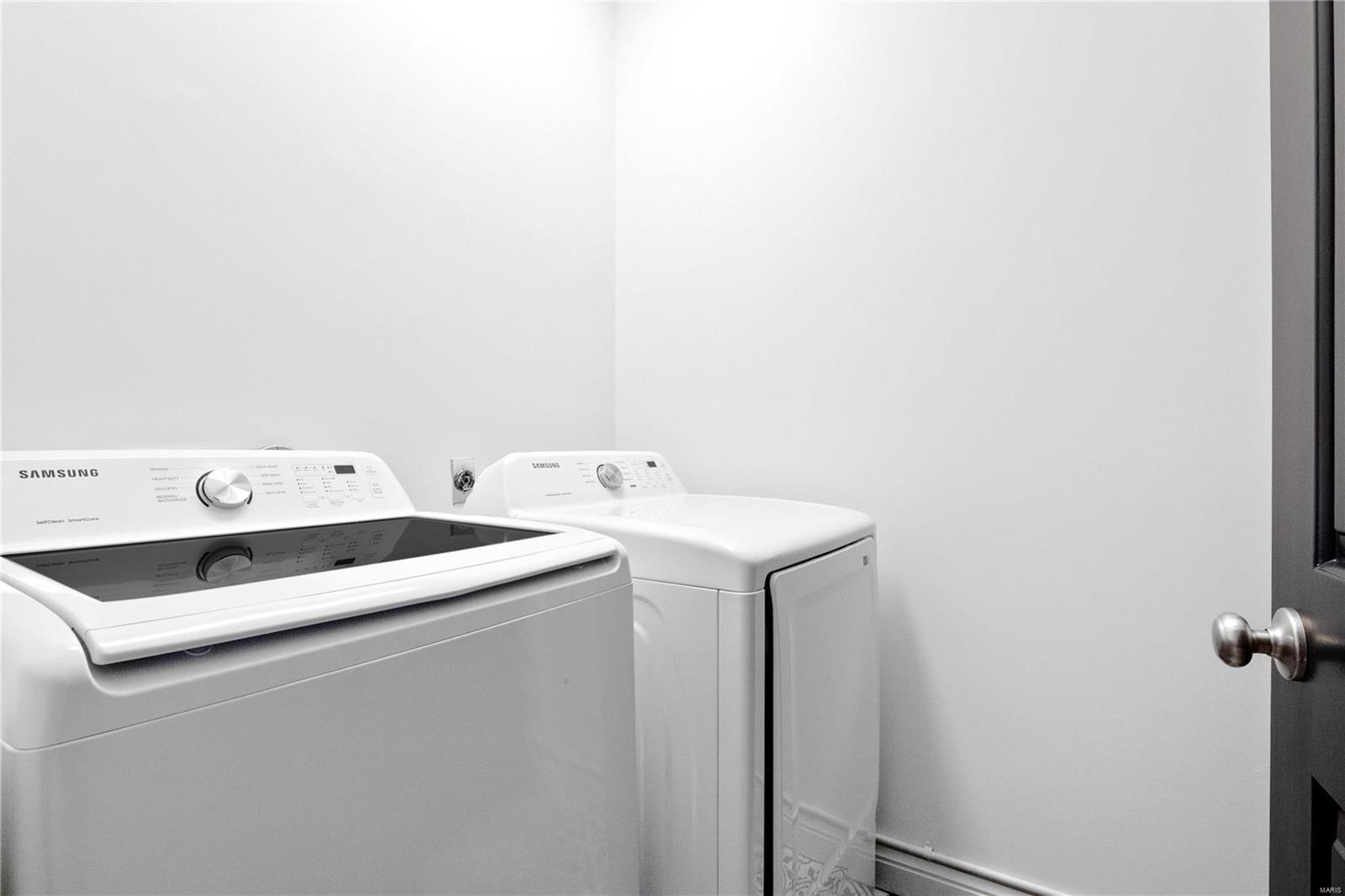 Commons Condo Ph Ii The - Residential