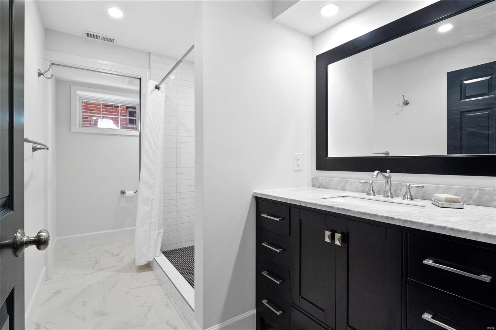 Commons Condo Ph Ii The - Residential