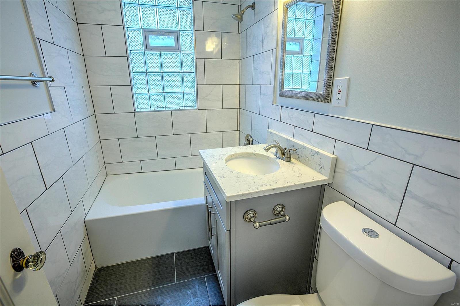 West Forsyth Place - Residential Income