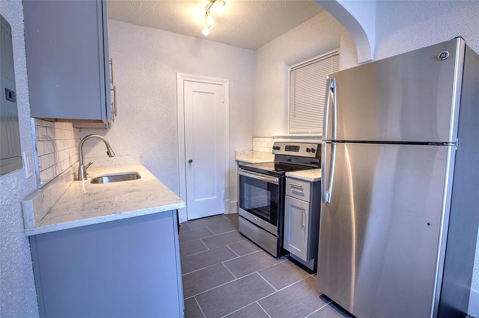 West Forsyth Place - Residential Income