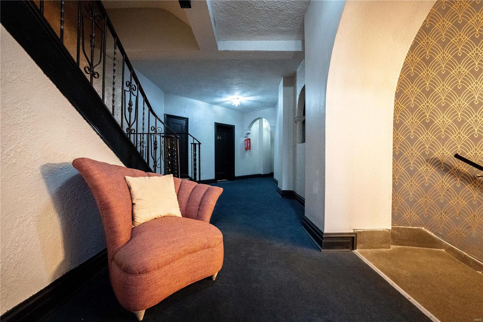 West Forsyth Place - Residential Income