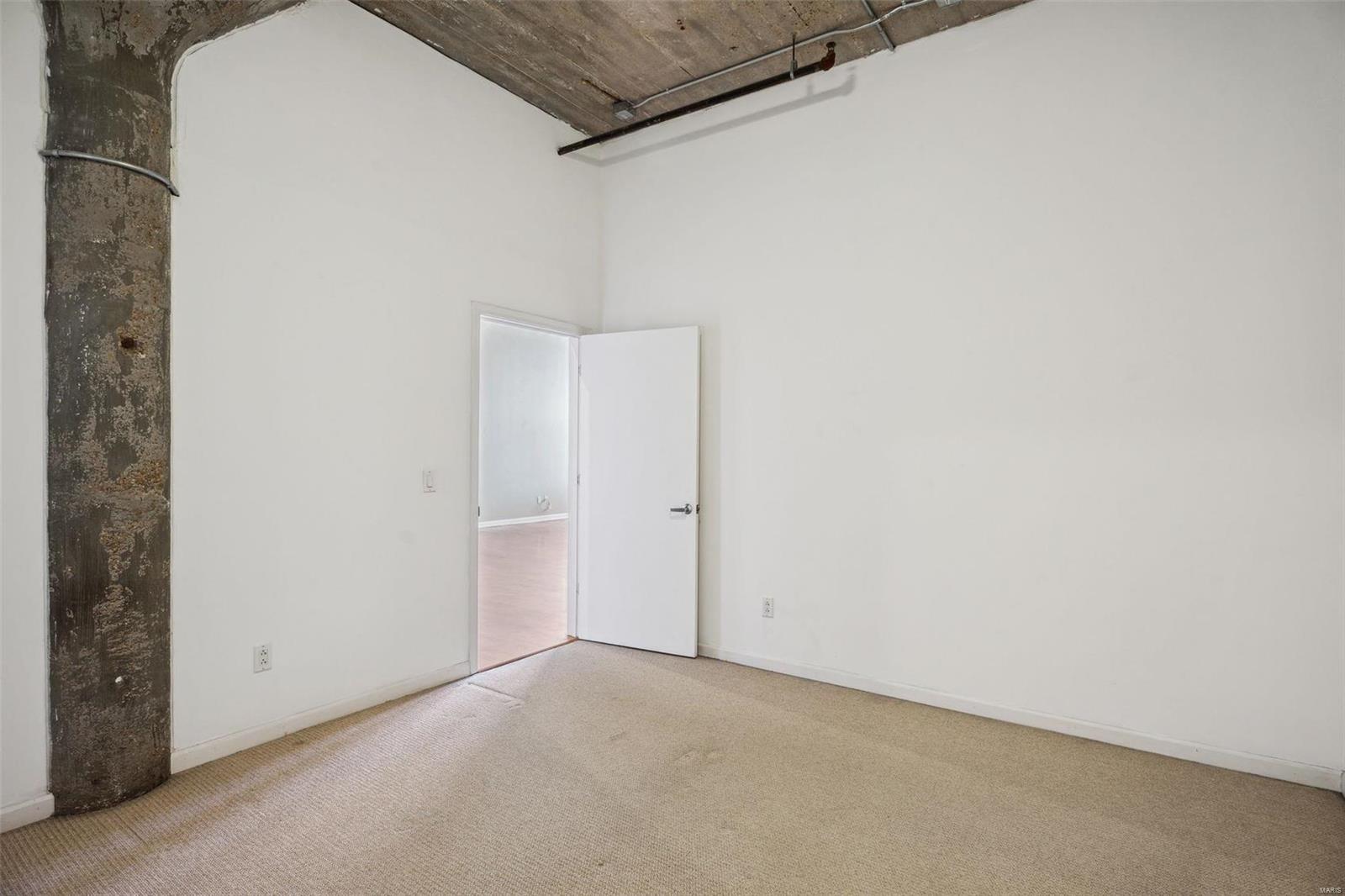 Annex Lofts Condo - Residential