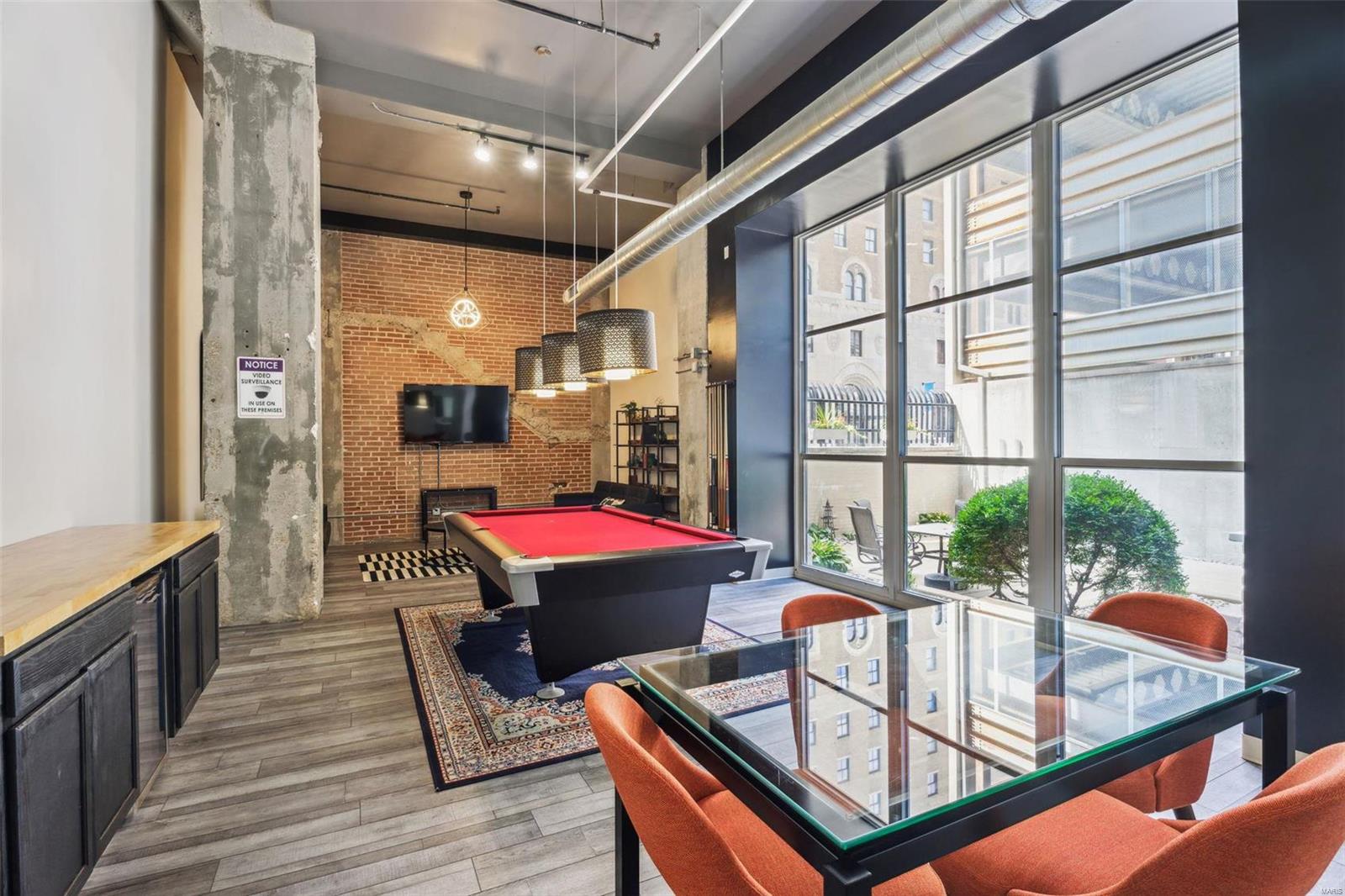 Annex Lofts Condo - Residential