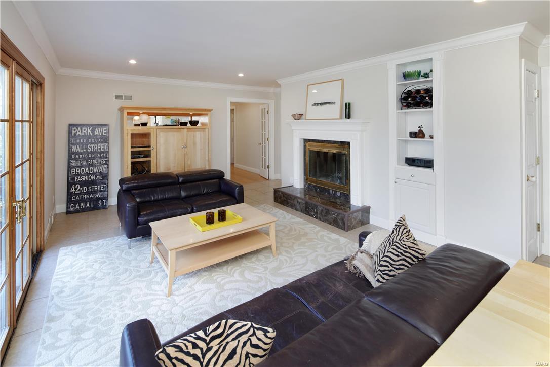 Ladue Estates - Residential