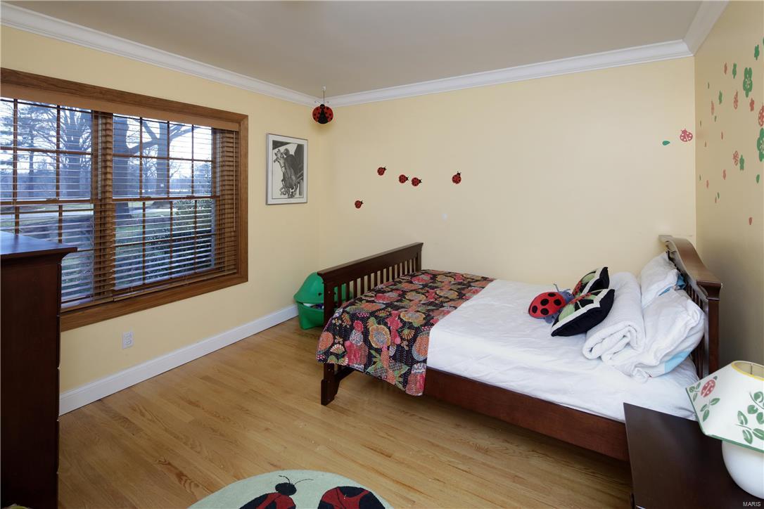 Ladue Estates - Residential