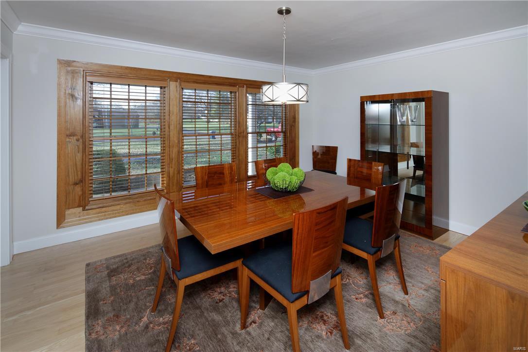 Ladue Estates - Residential