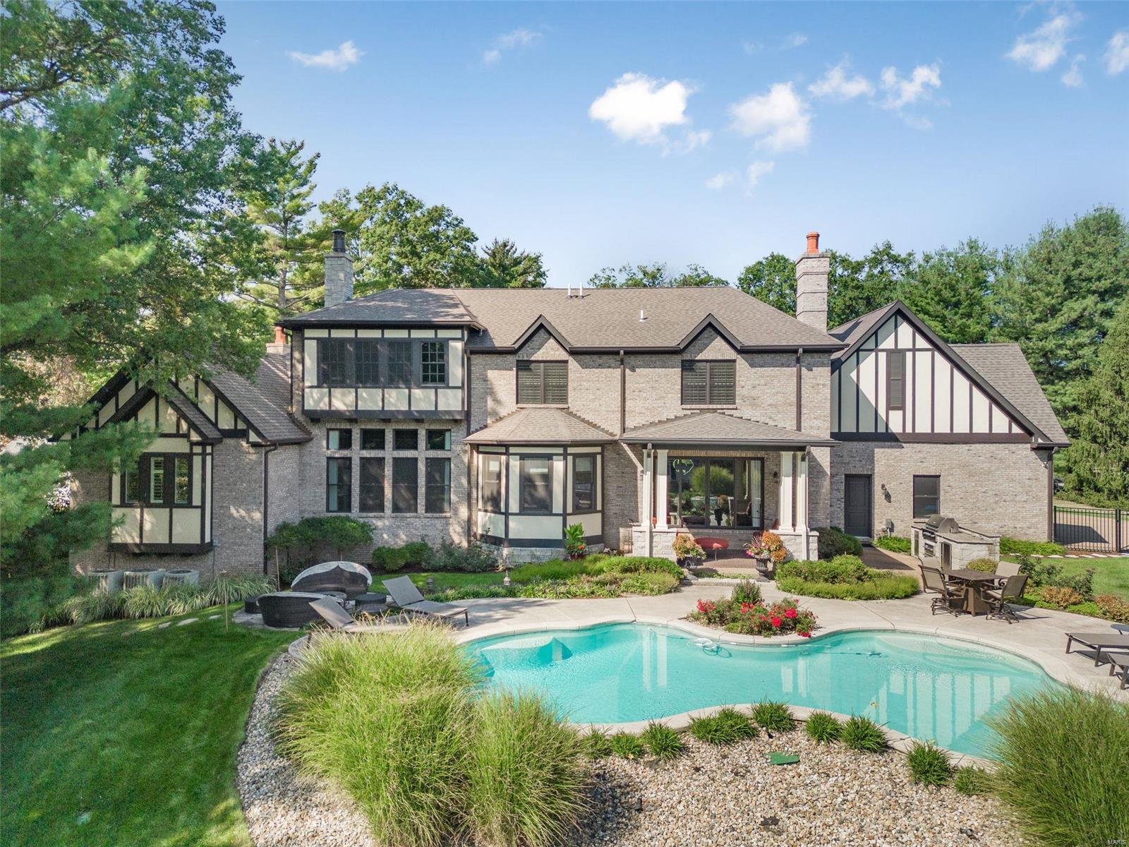 Georgian Acres - Residential