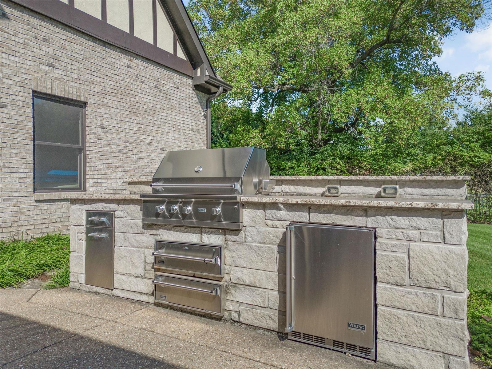 Georgian Acres - Residential