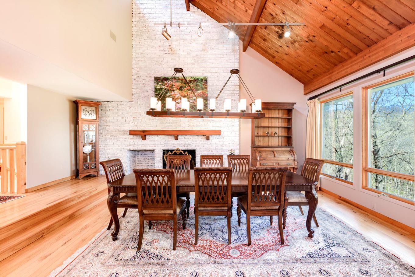 Windsor Forest 2 - Residential