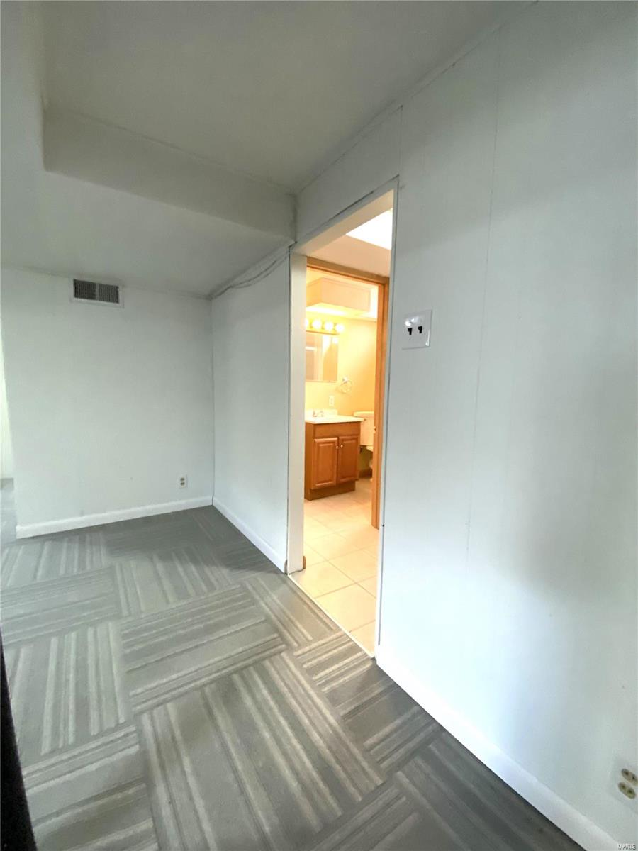 Malvina Place - Residential Lease