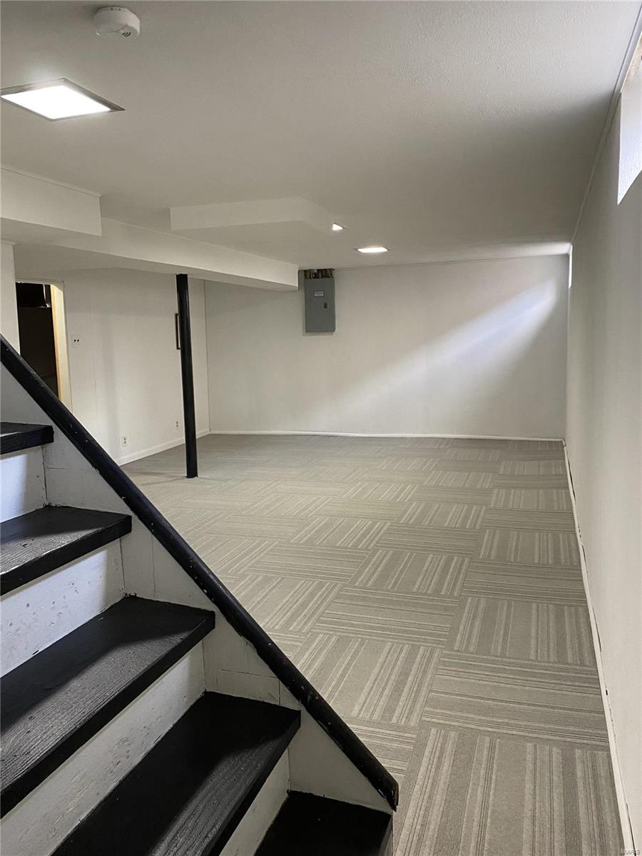 Malvina Place - Residential Lease