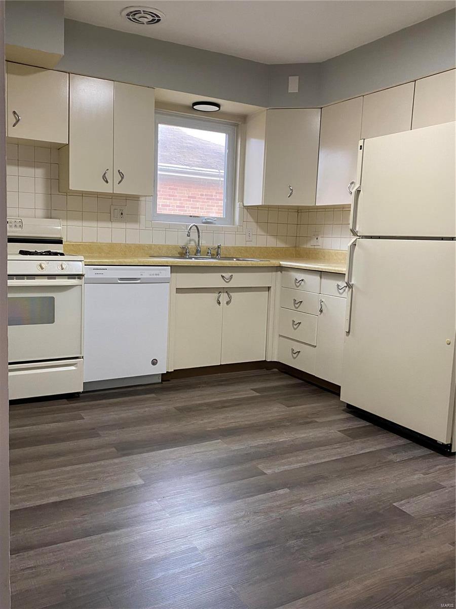 Malvina Place - Residential Lease