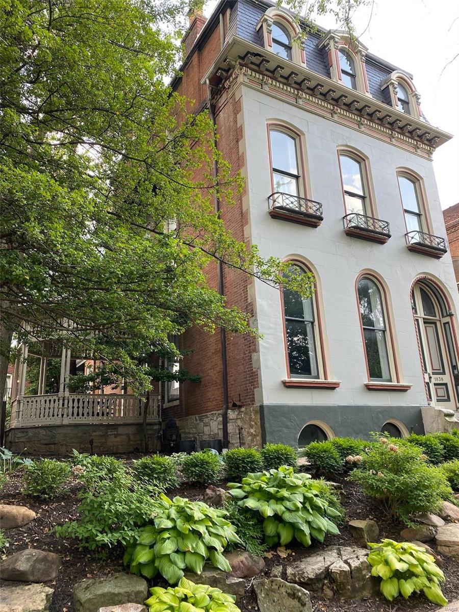 lafayette square - Residential