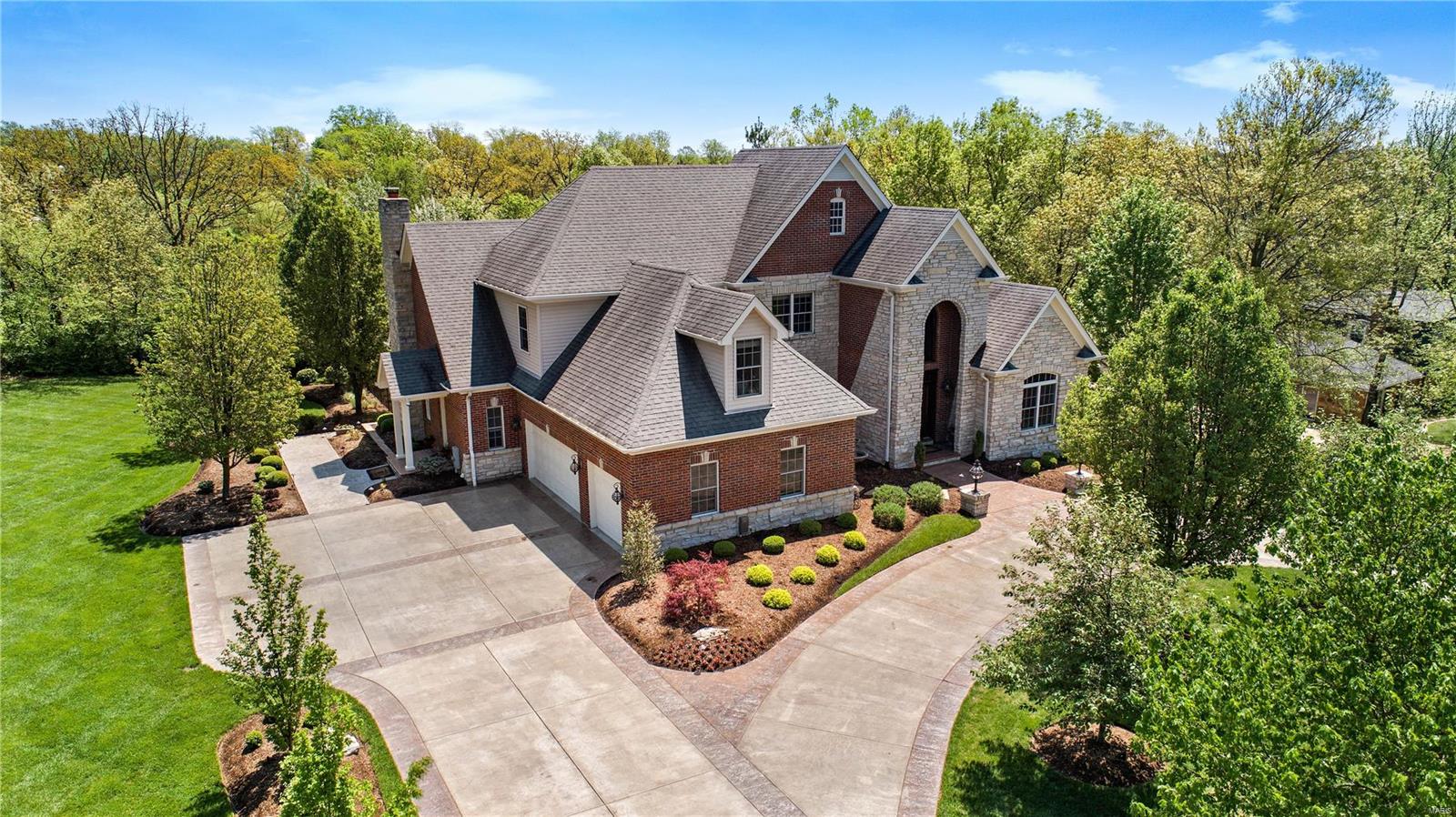 Woods Hill Drive - Residential