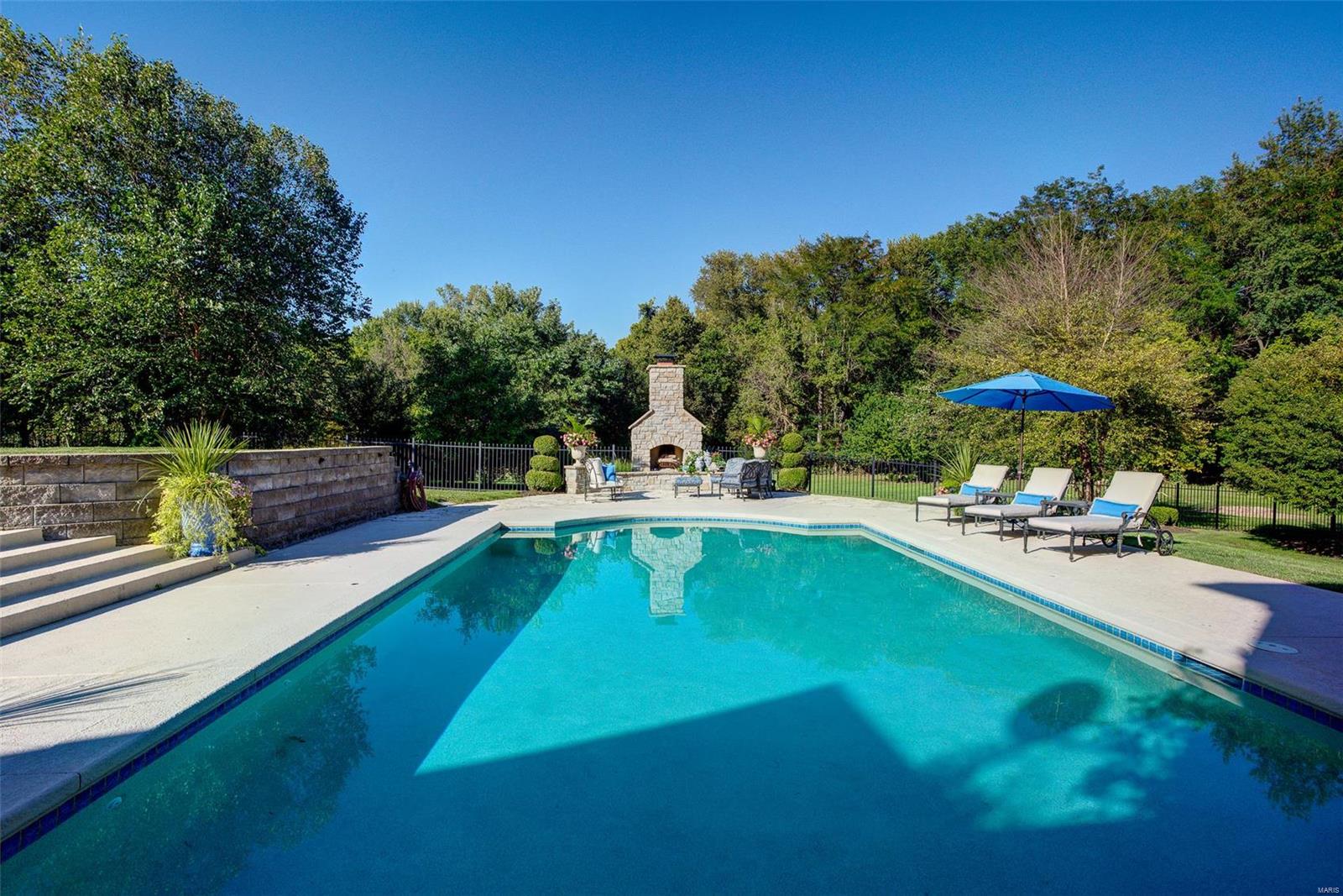 Three Sisters Farm 1 - Residential