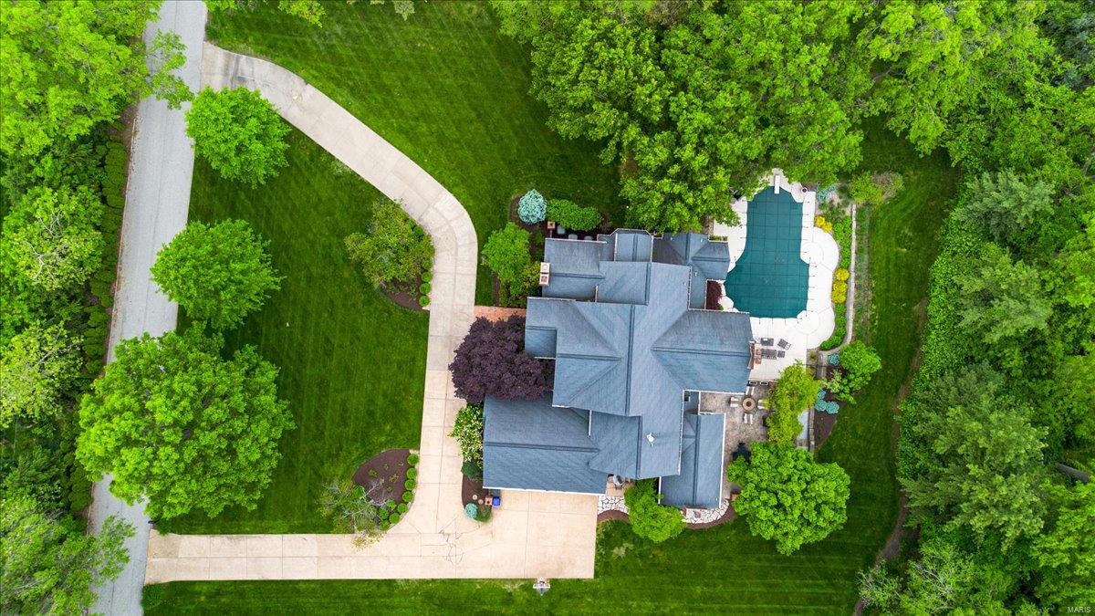 7 Indian Creek Lane