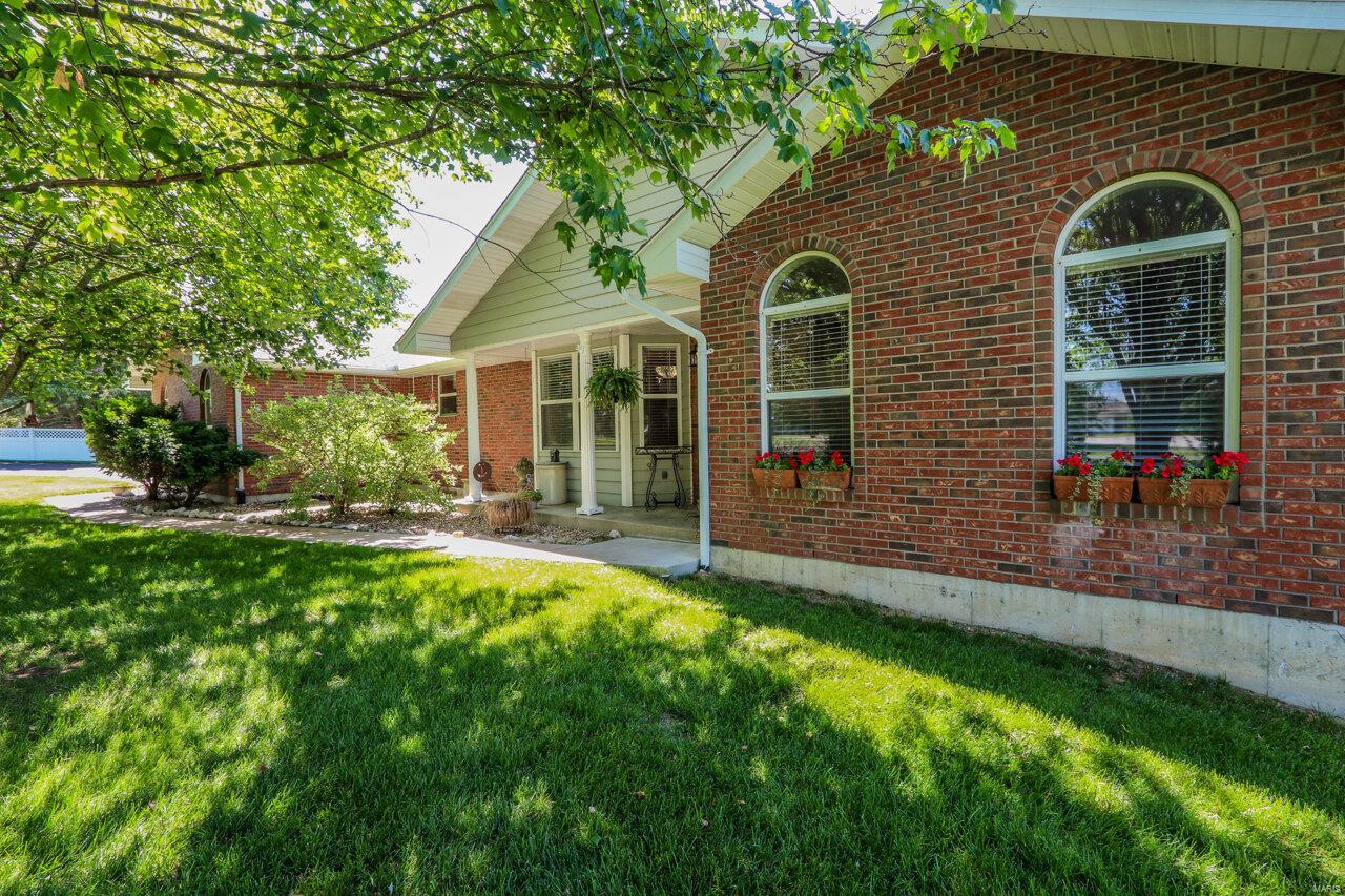 Country Pointe Estate - Residential