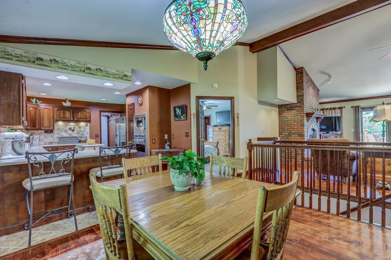 Country Pointe Estate - Residential