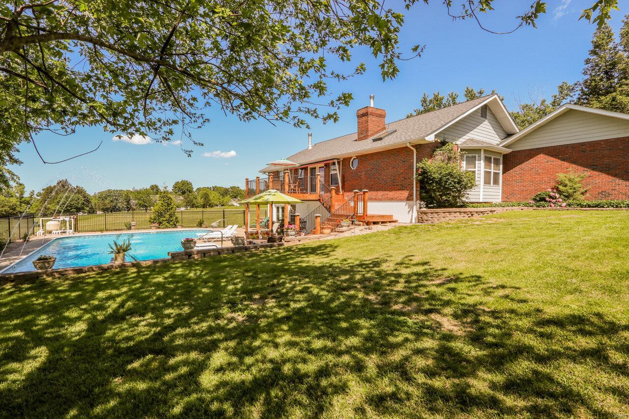 Country Pointe Estate - Residential