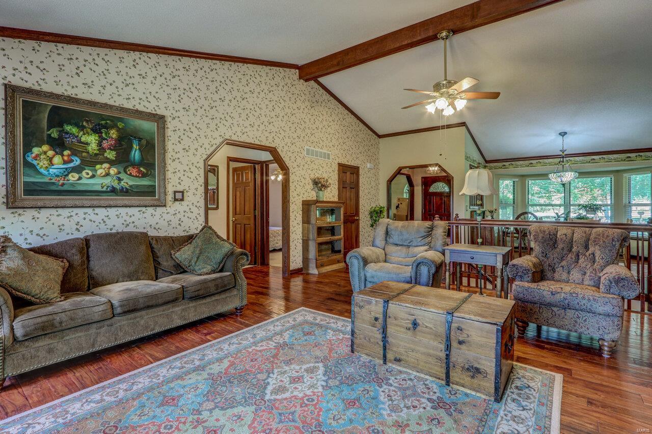 Country Pointe Estate - Residential