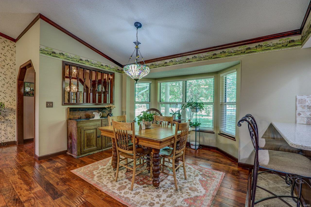 Country Pointe Estate - Residential