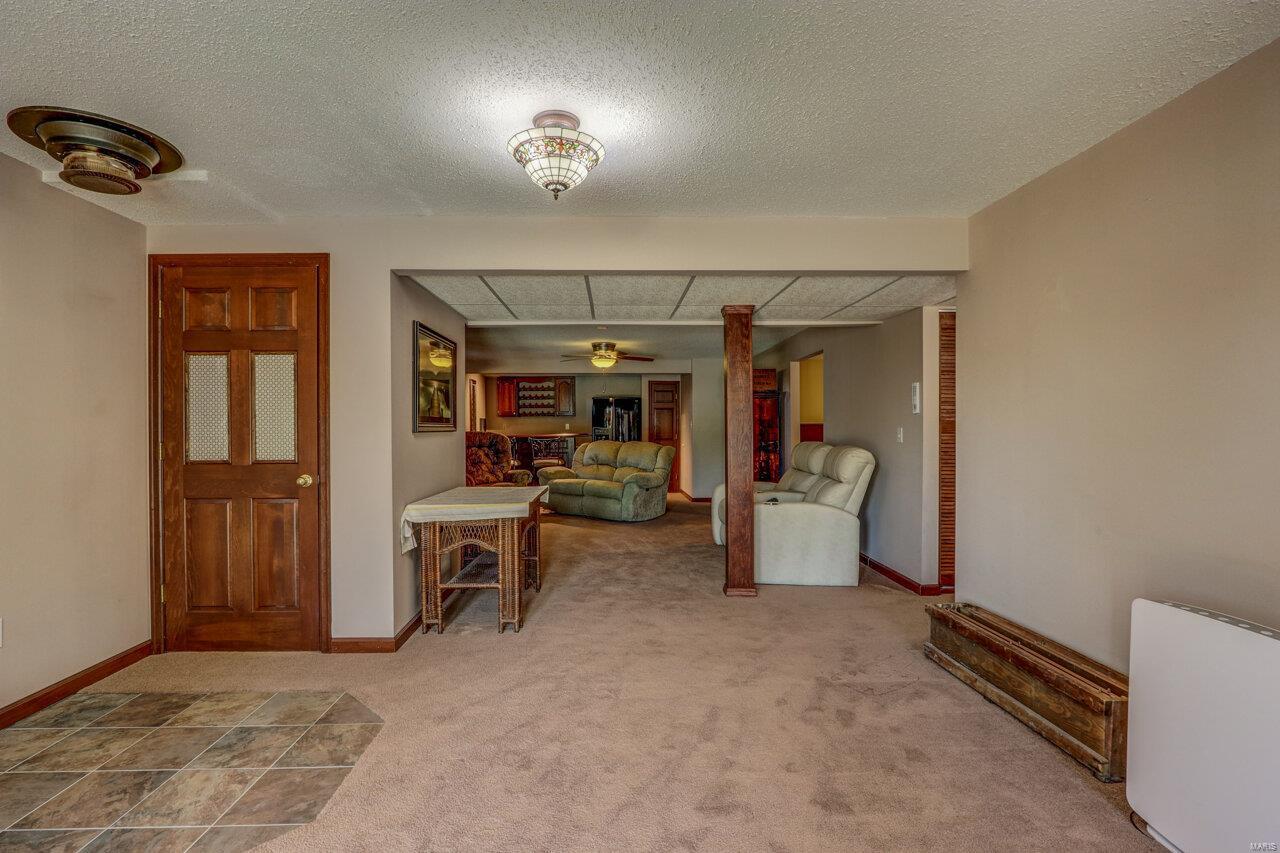 Country Pointe Estate - Residential