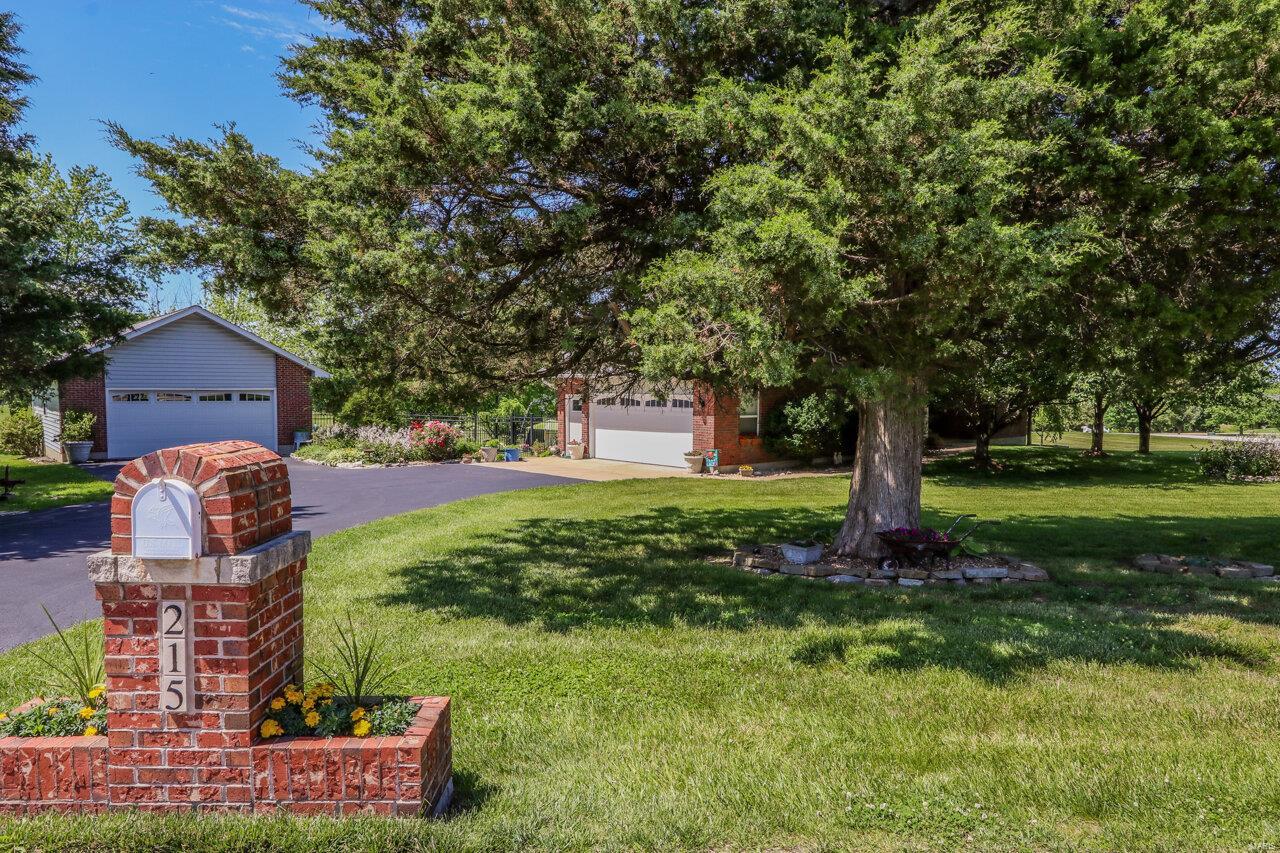 Country Pointe Estate - Residential