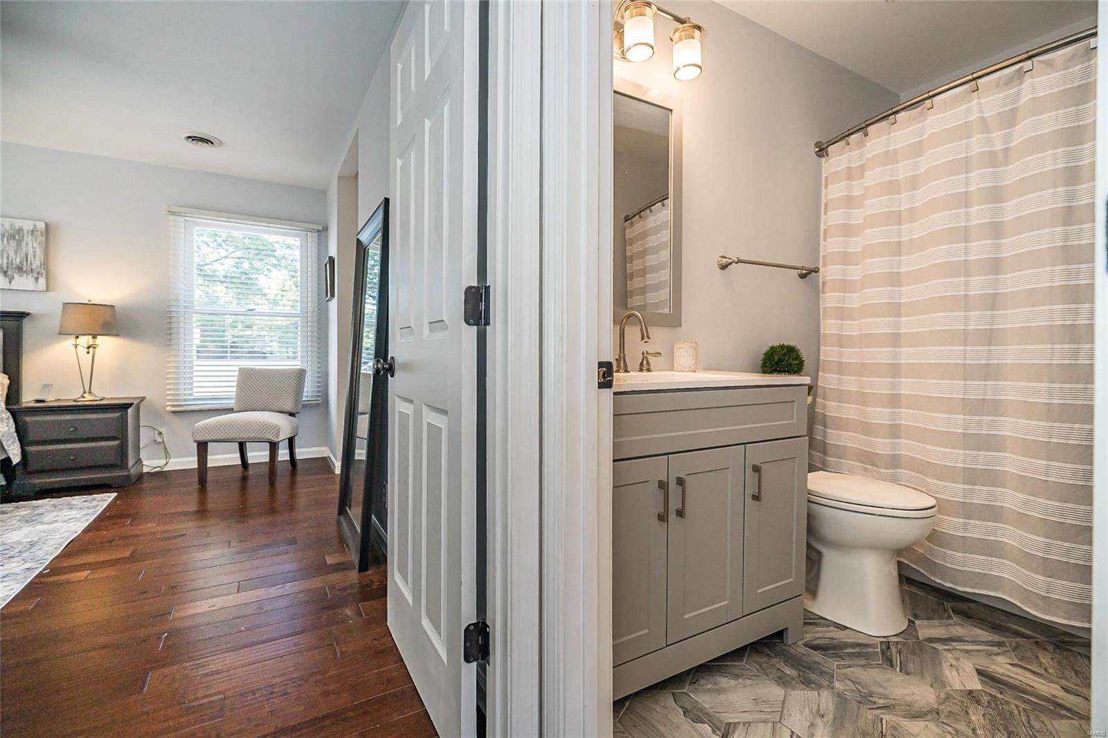 Tuxedo Park - Residential