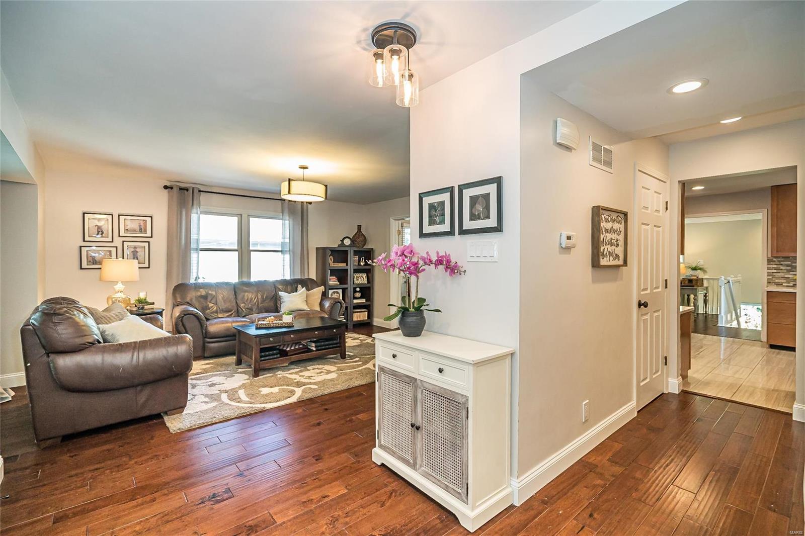 Tuxedo Park - Residential