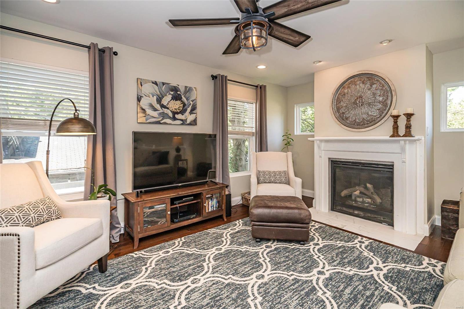 Tuxedo Park - Residential