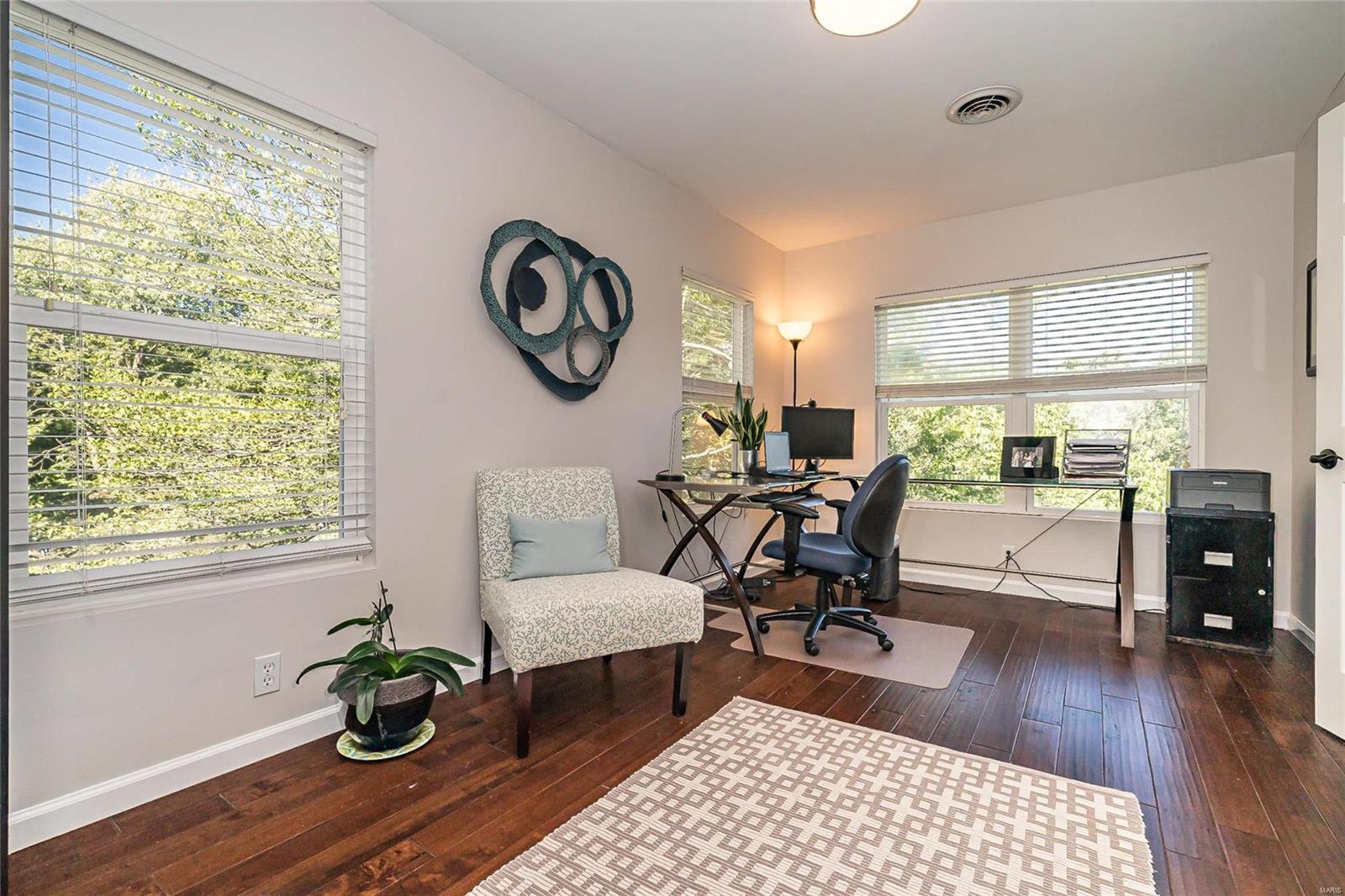 Tuxedo Park - Residential