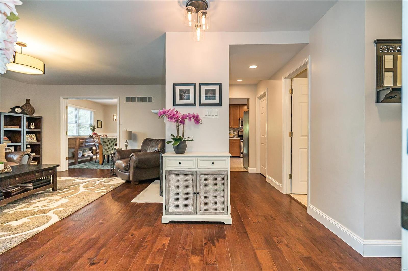 Tuxedo Park - Residential