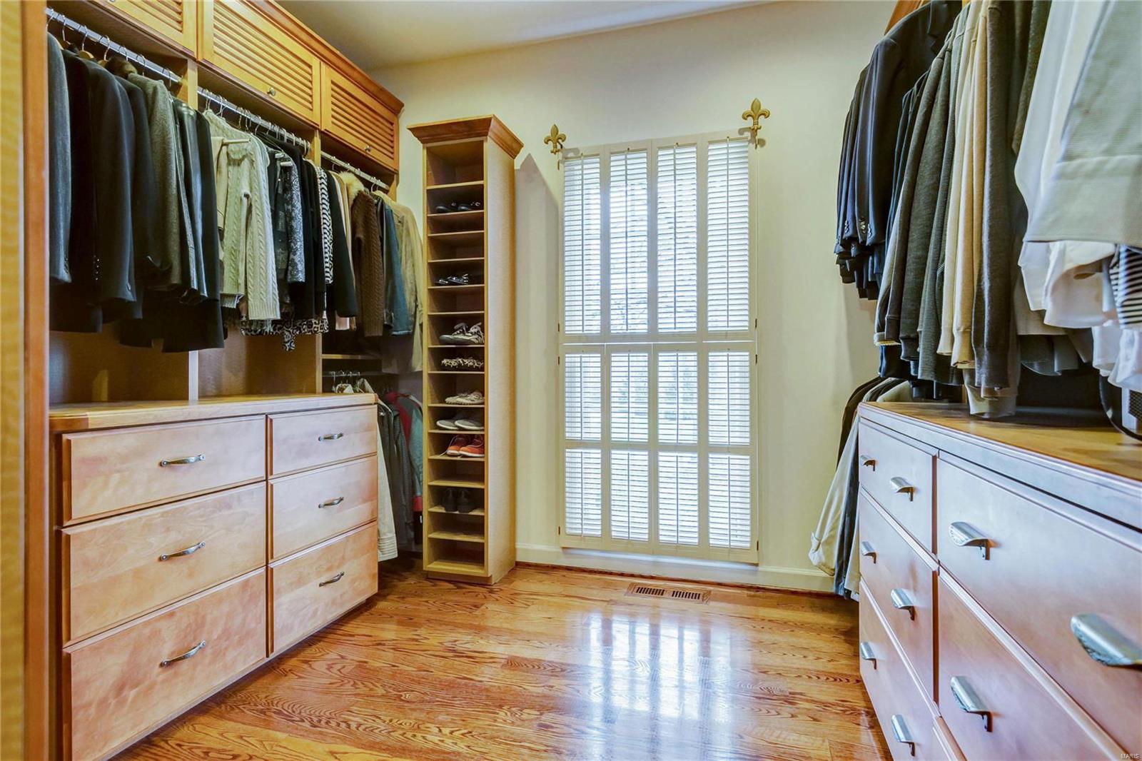 Kings Cove - Residential