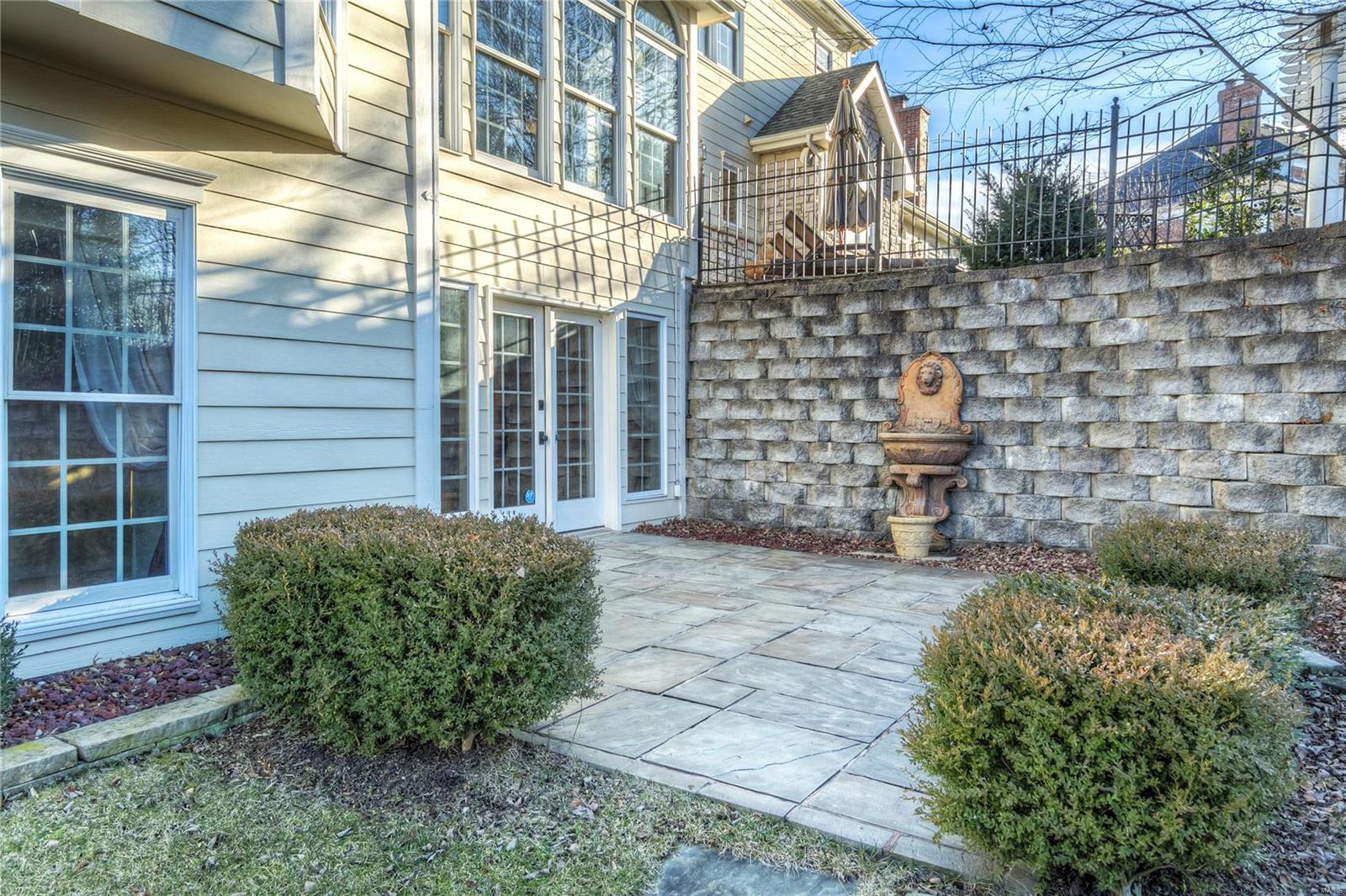 Kings Cove - Residential