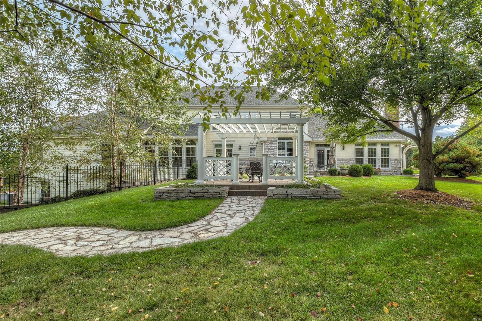 Kings Cove - Residential