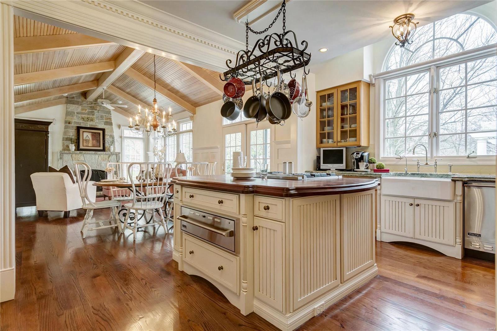 Kings Cove - Residential