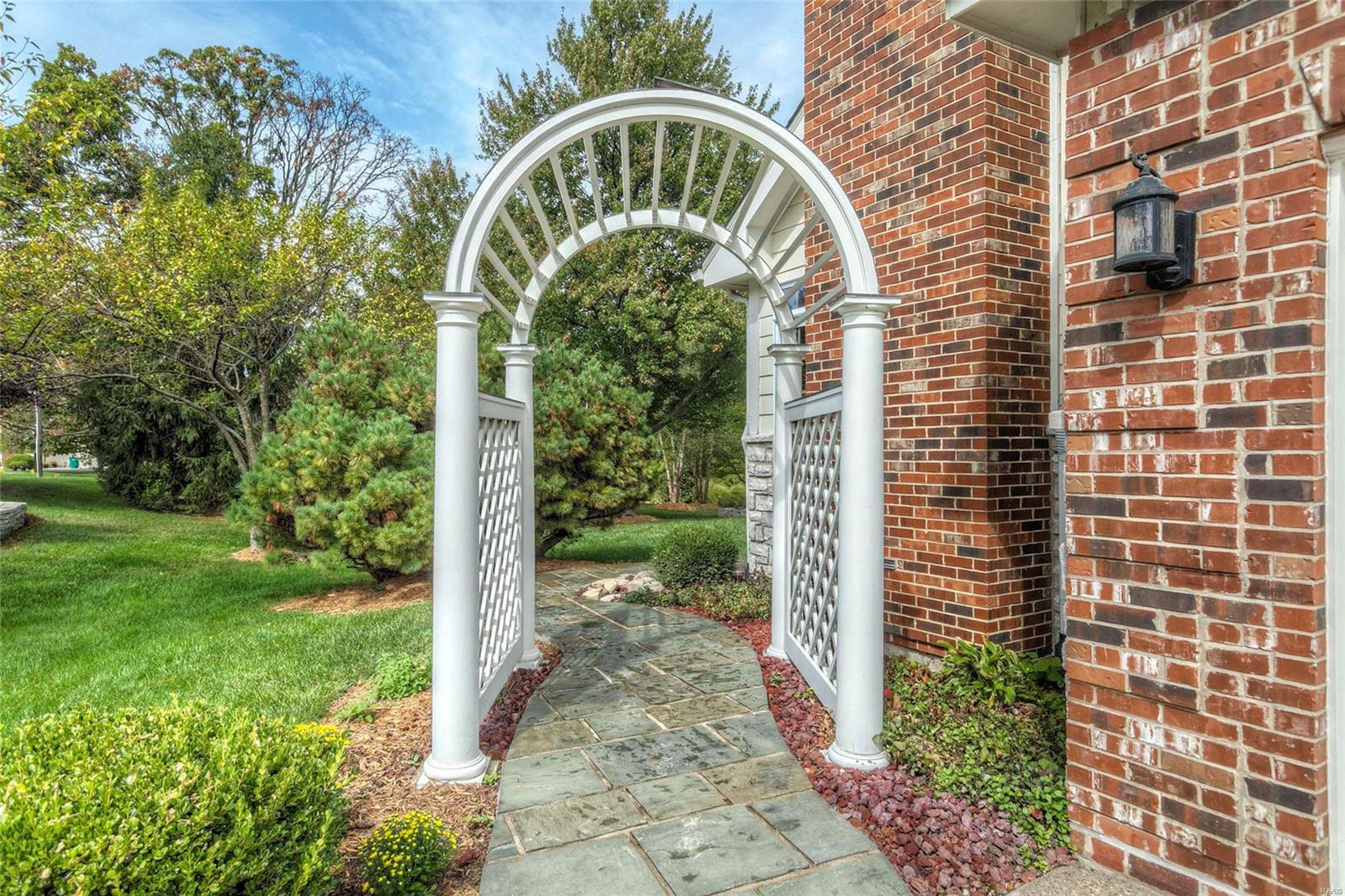 Kings Cove - Residential