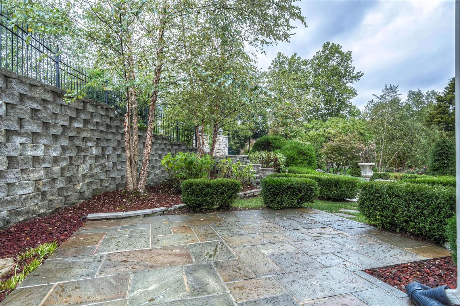 Kings Cove - Residential