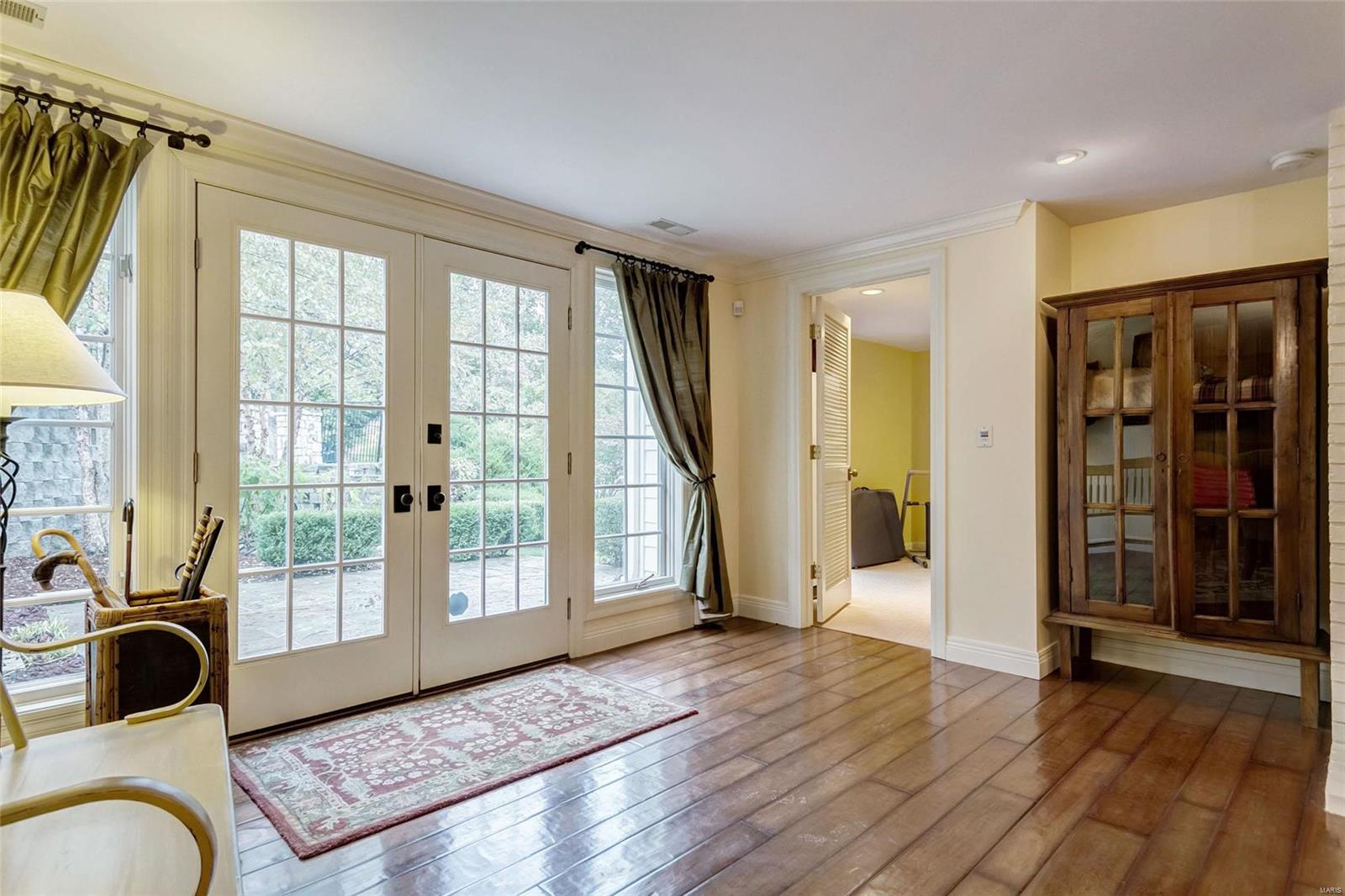 Kings Cove - Residential