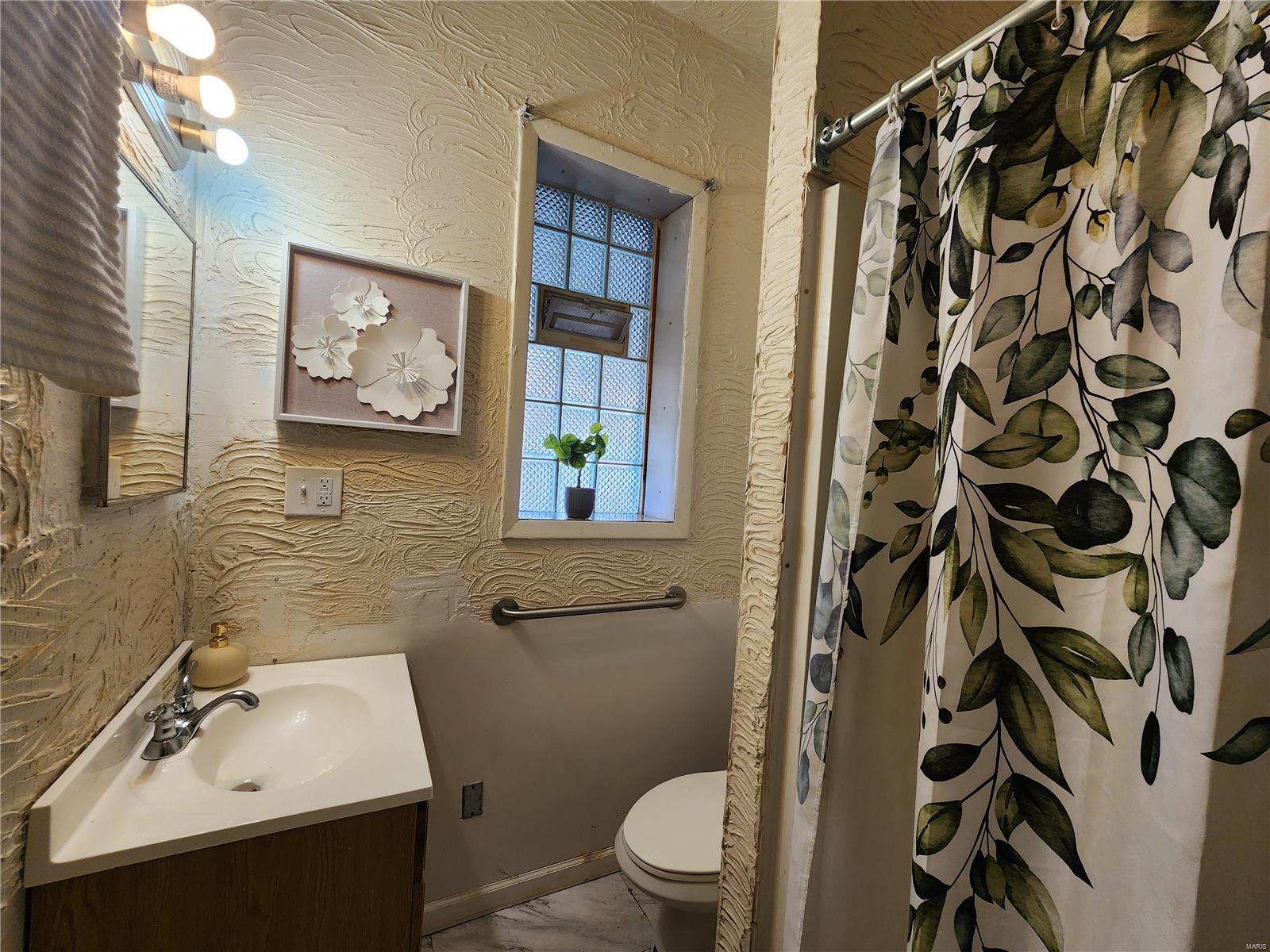 Belle Mead Place Resub Acre Lt 12 - Residential