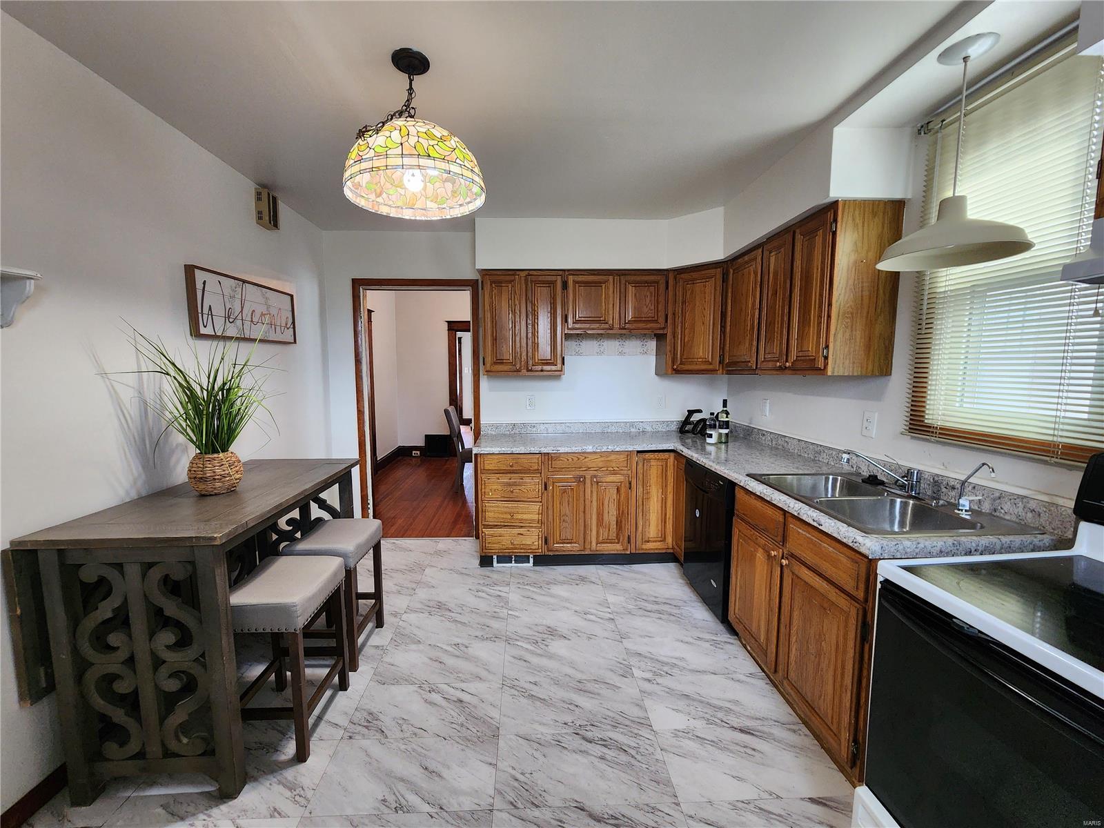 Belle Mead Place Resub Acre Lt 12 - Residential