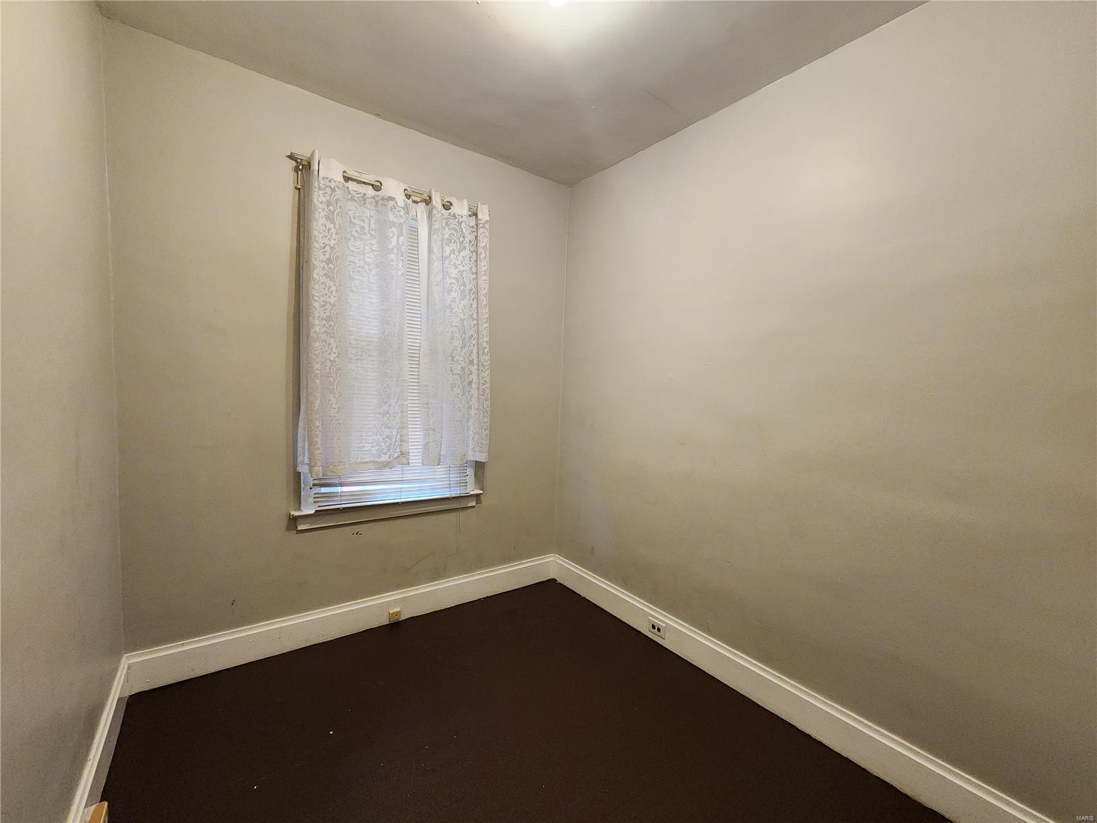 Belle Mead Place Resub Acre Lt 12 - Residential