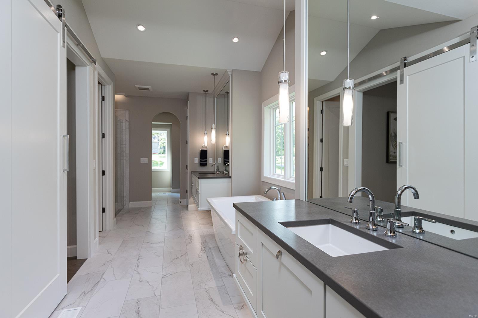 Oak Springs - Residential